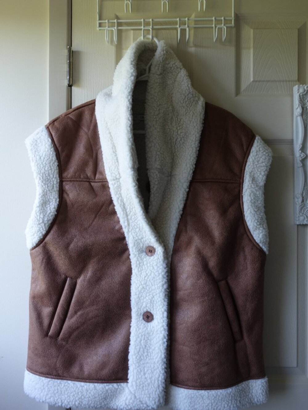 Women’s Faux Shearling Vest - Brown with Cream Trim